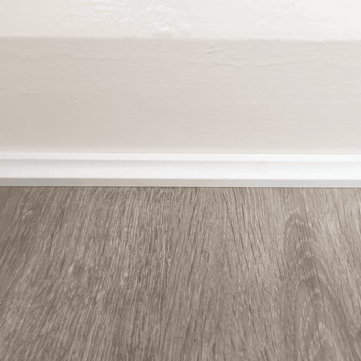 White - Scotia Beading Coloured Scotia Beading (180706)