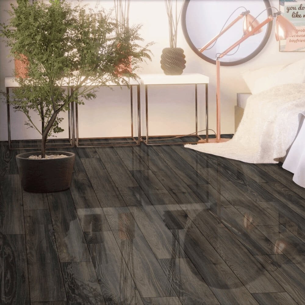 Ravine Oak - Lustre 8mm High Gloss Laminate Flooring (84872)