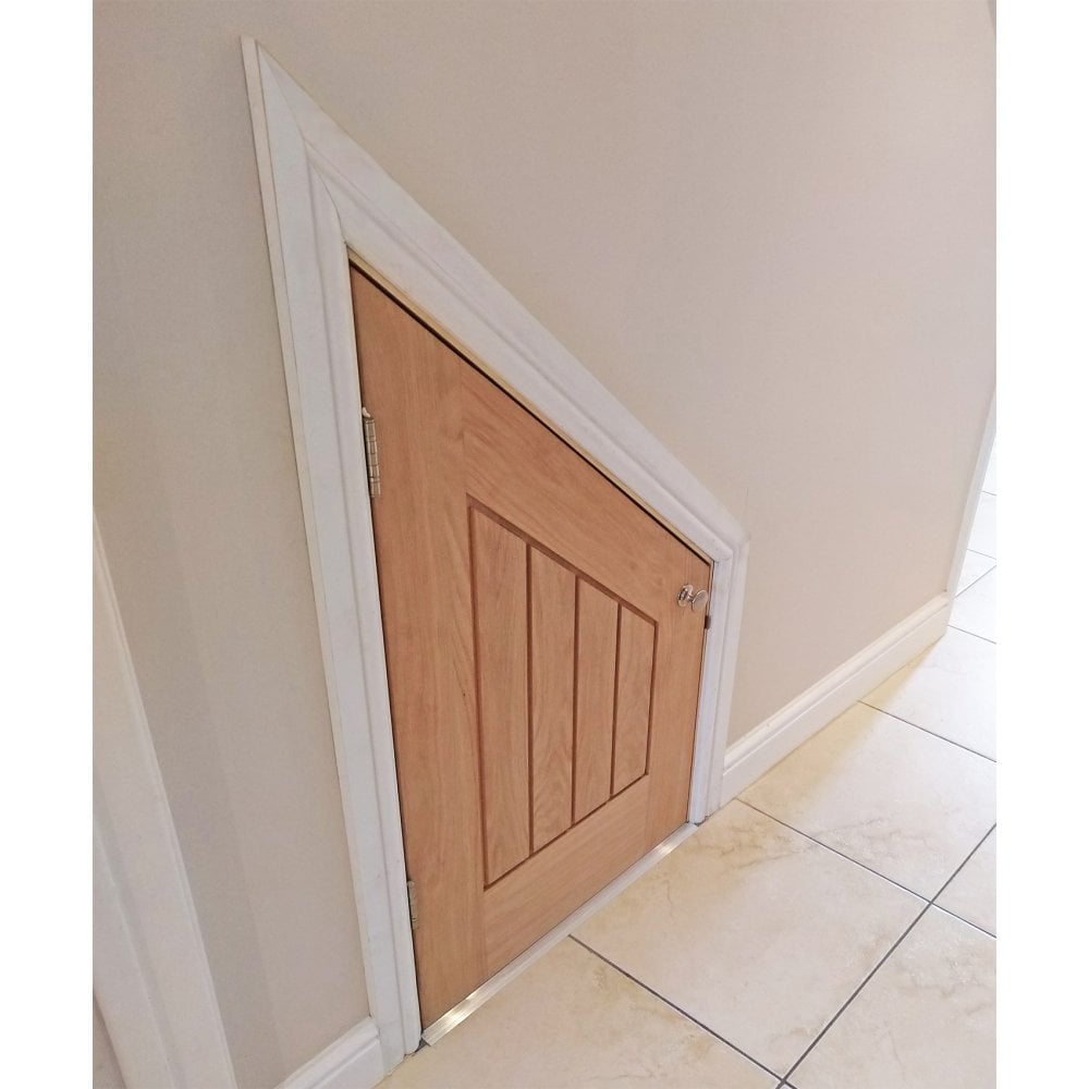 Internal Oak Unfinished Farley Angled Under-Stair Cupboard Door (107971)