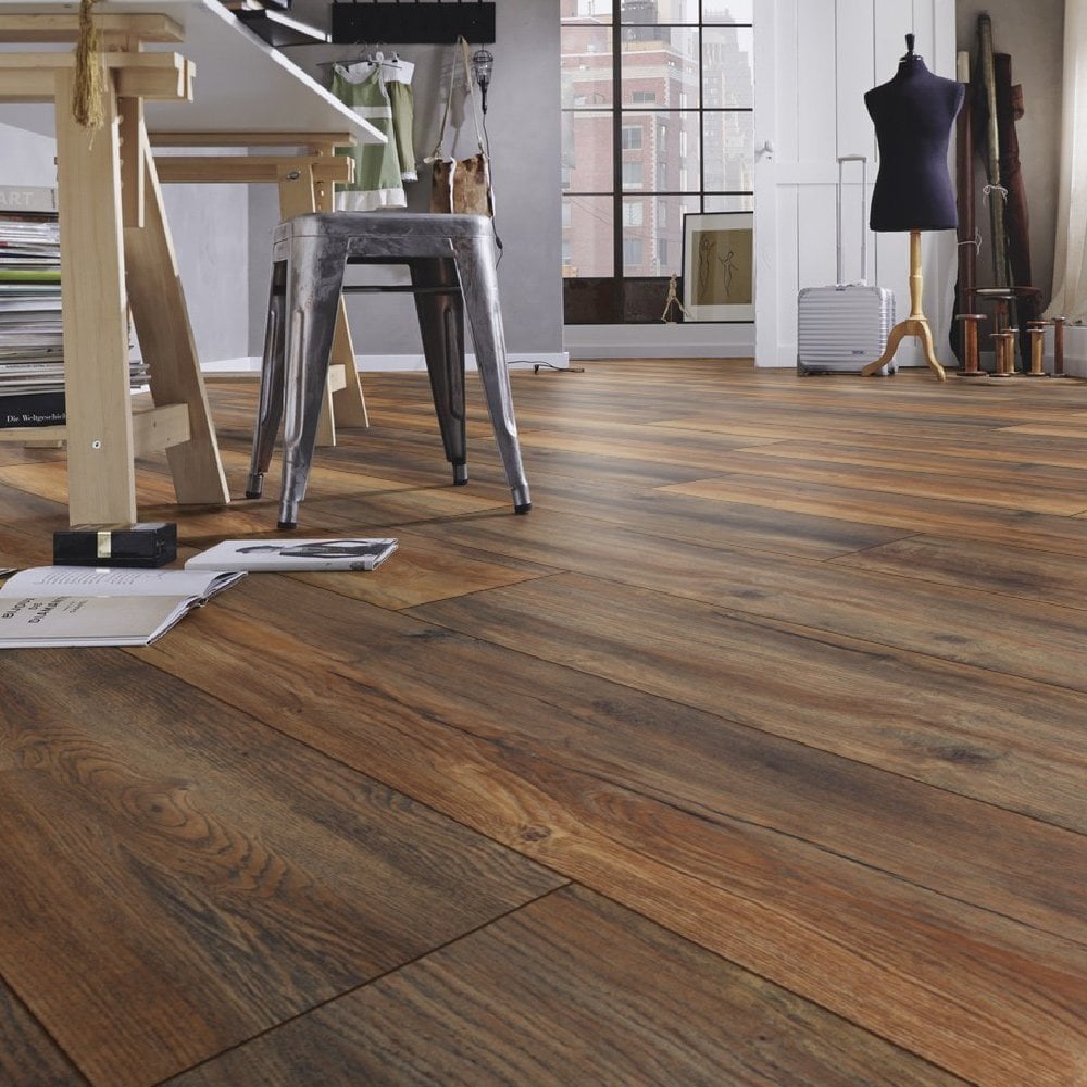 Harbour Oak - Exquisite Plus 8mm Laminate Flooring (54194)