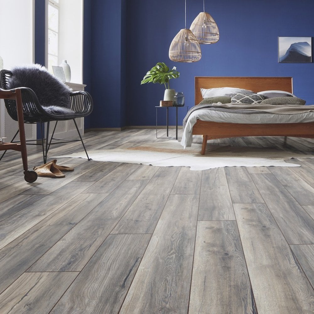Harbour Grey Oak - Robusto Villa 12mm Laminate Flooring (84819)