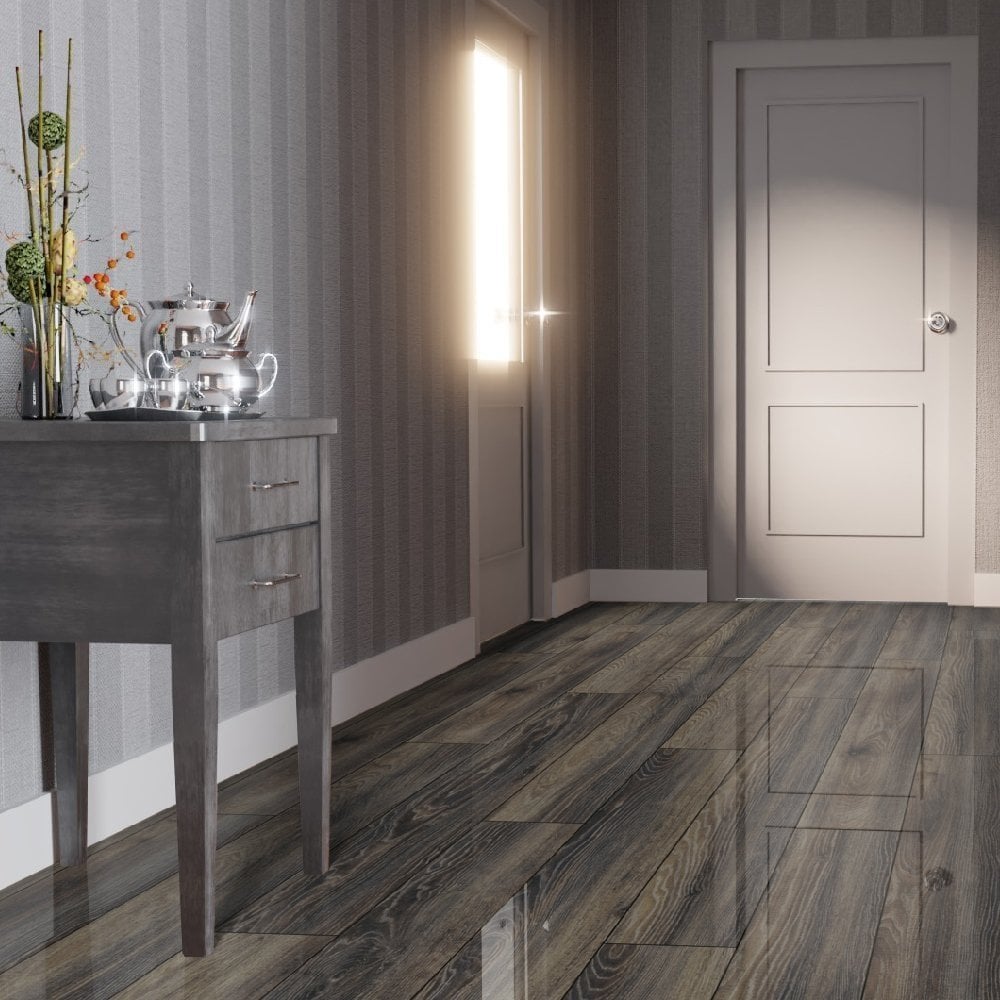 Ravine Oak - Lustre 8mm High Gloss Laminate Flooring (84872)