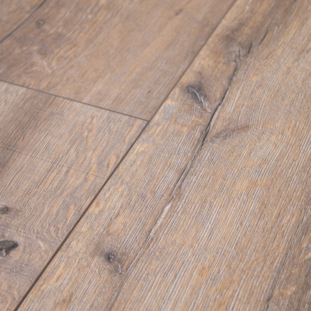 Rift Oak - Exquisite Plus 8mm Laminate Flooring (87641)