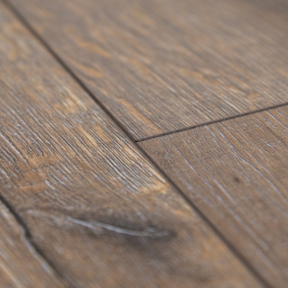 Rift Oak - Exquisite Plus 8mm Laminate Flooring (87641)