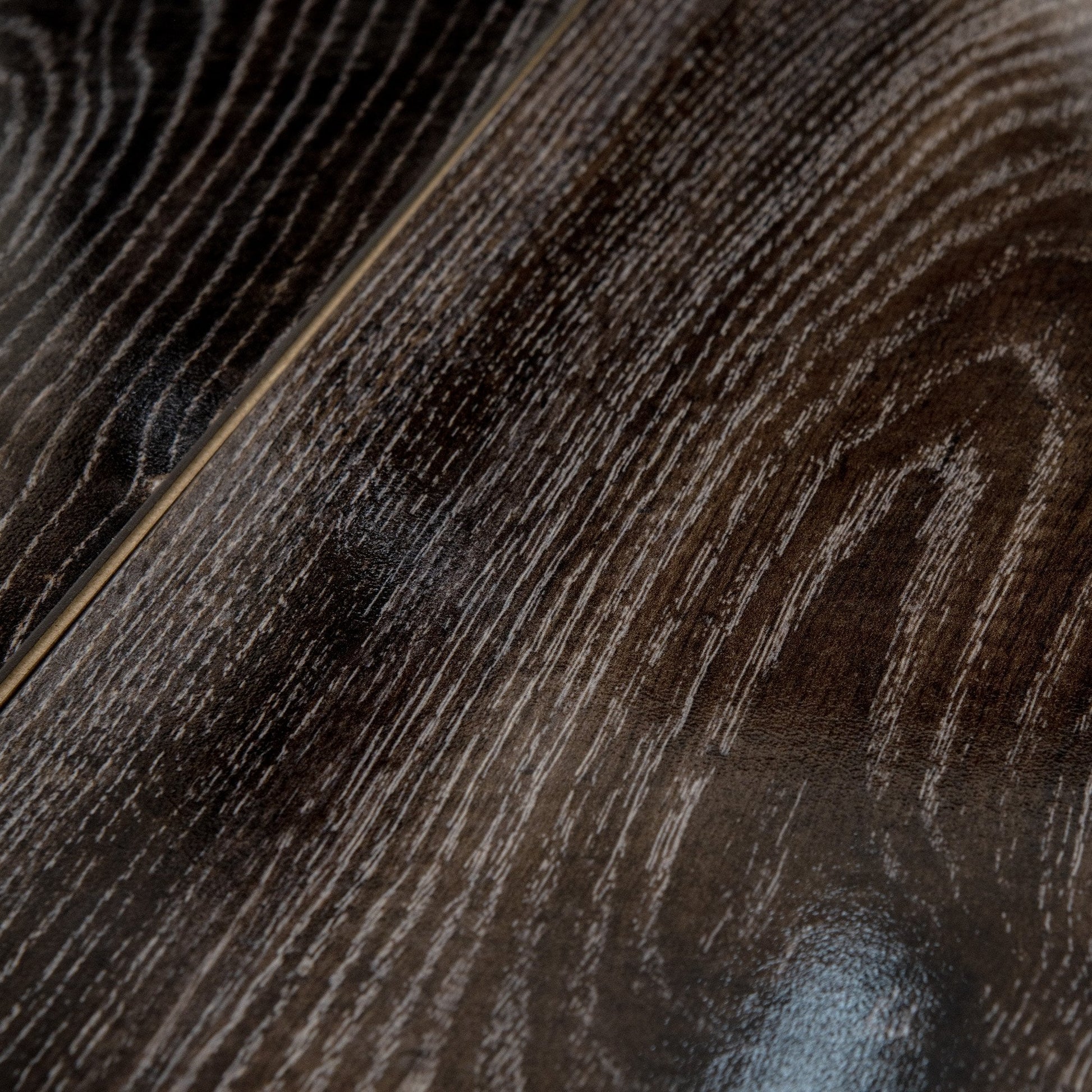 Ravine Oak - Lustre 8mm High Gloss Laminate Flooring (84872)