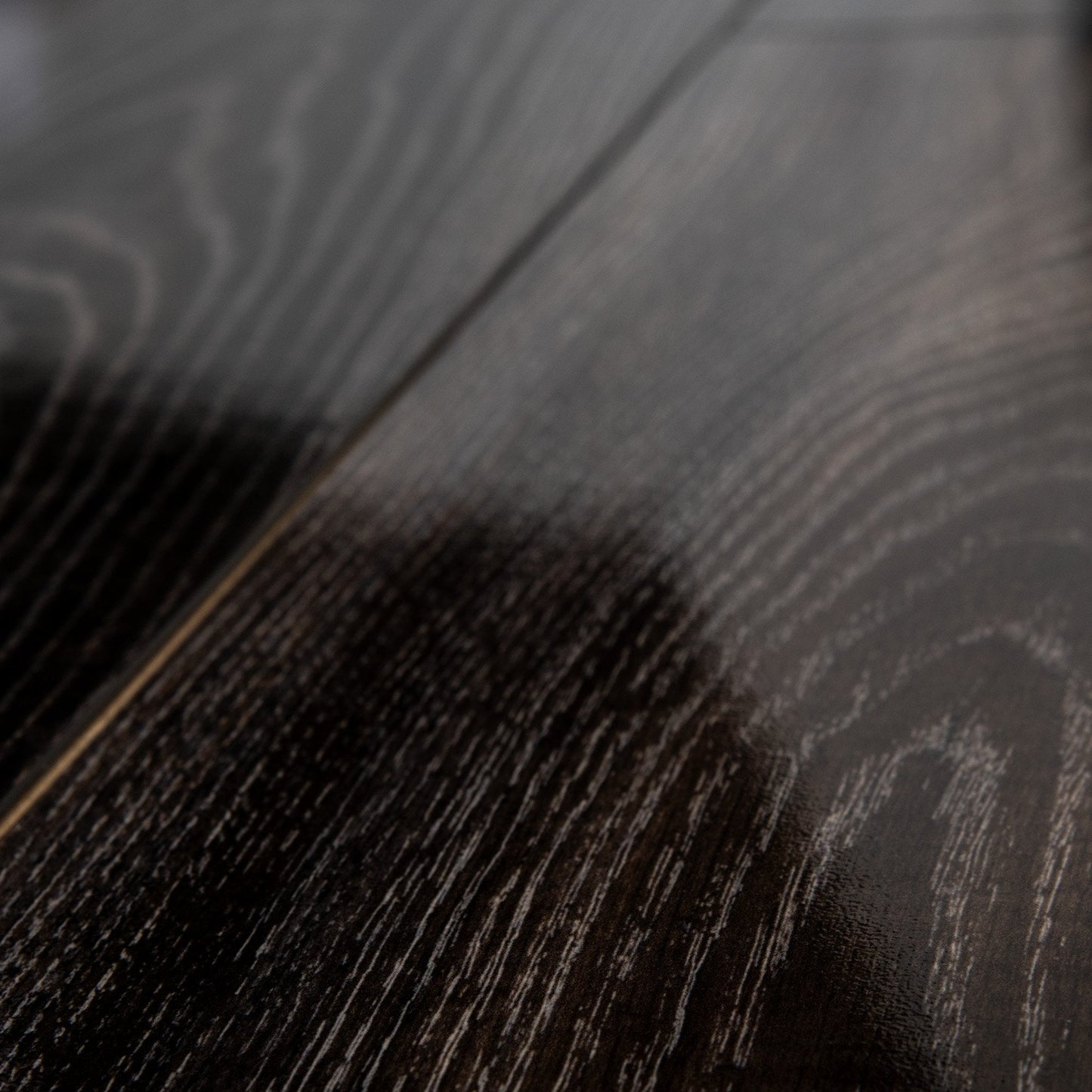 Ravine Oak - Lustre 8mm High Gloss Laminate Flooring (84872)