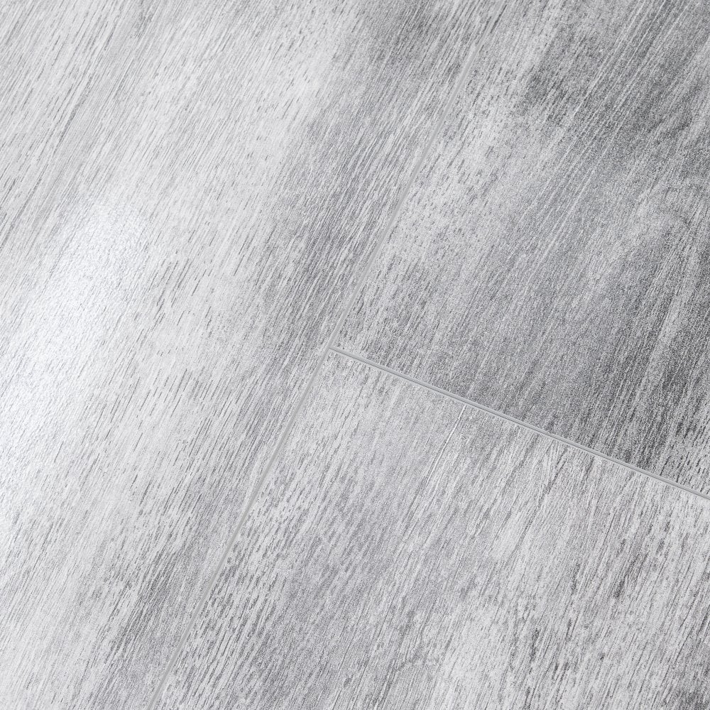 Stave Oak - Lustre 8mm High Gloss Laminate Flooring (84871)