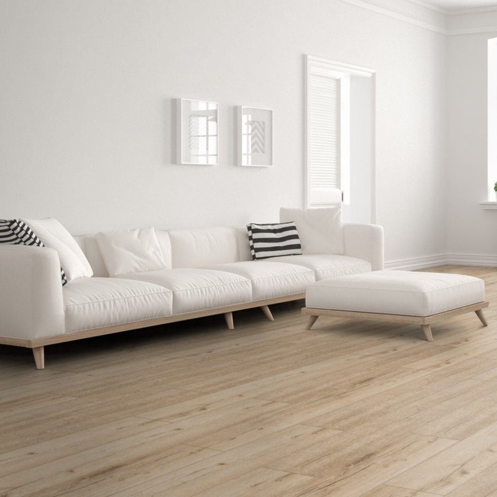 Rip Oak Nature - Robusto Villa 12mm Laminate Flooring (85190)