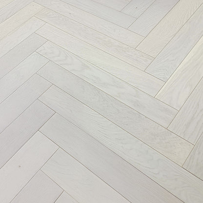 Ivory Oak - Herringbone 14mm UV Lacquered Engineered Real Wood Flooring (LIBHB18x90IVO)