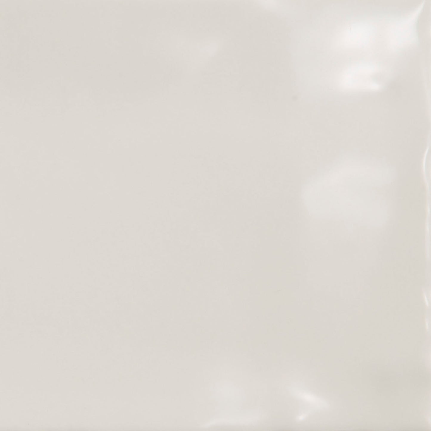 Cream Gloss - Crafted Smooth Water Resistant Ceramic Wall Tile