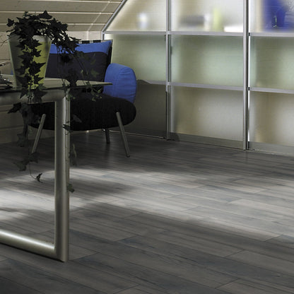 Pettersson Grey Oak - Exquisite 8mm Laminate Flooring (54191)