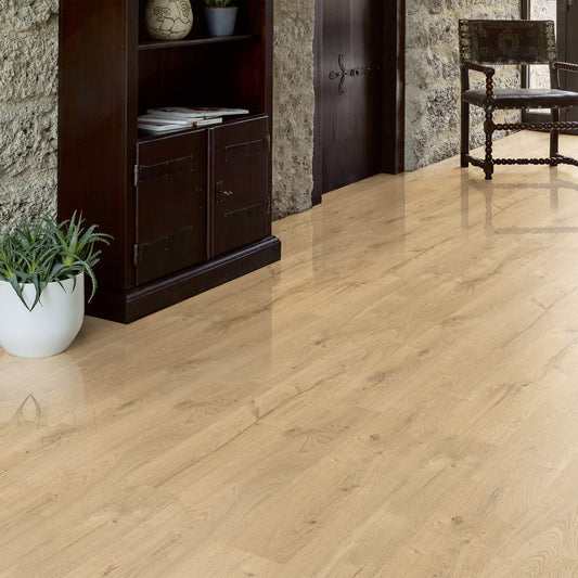 Wild Oak - Easy Touch 8mm High Gloss Laminate Flooring (79008)