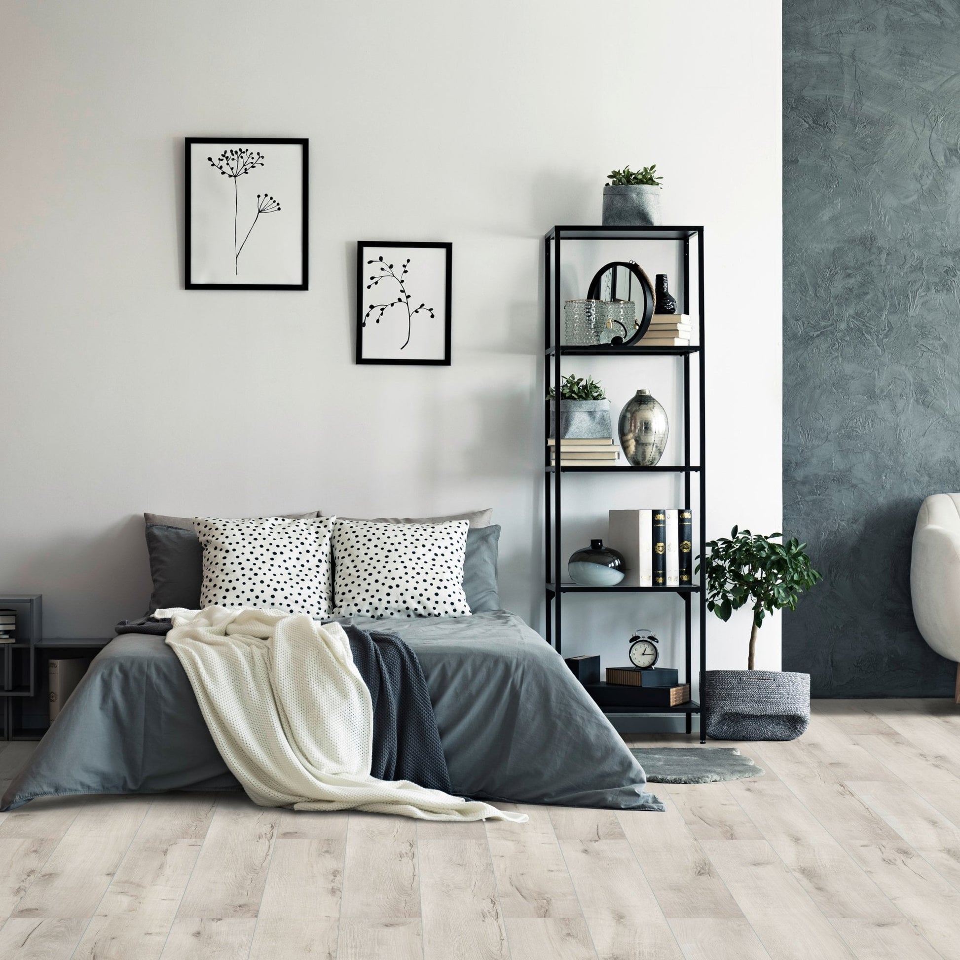 Creme Oak - Ocean Water-Resistant 8mm Laminate Flooring (82434)
