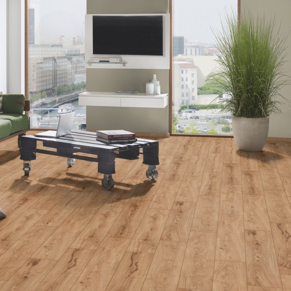 Gondola Oak - Supernatural Classic 8mm Embossed Laminate Flooring (108465)