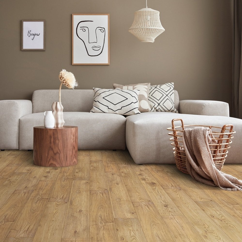 Krono Original | Tawny Chestnut Atlantic 10mm Handscraped Moisture Resistant Laminate Sample - 55347 (SKU-344618)