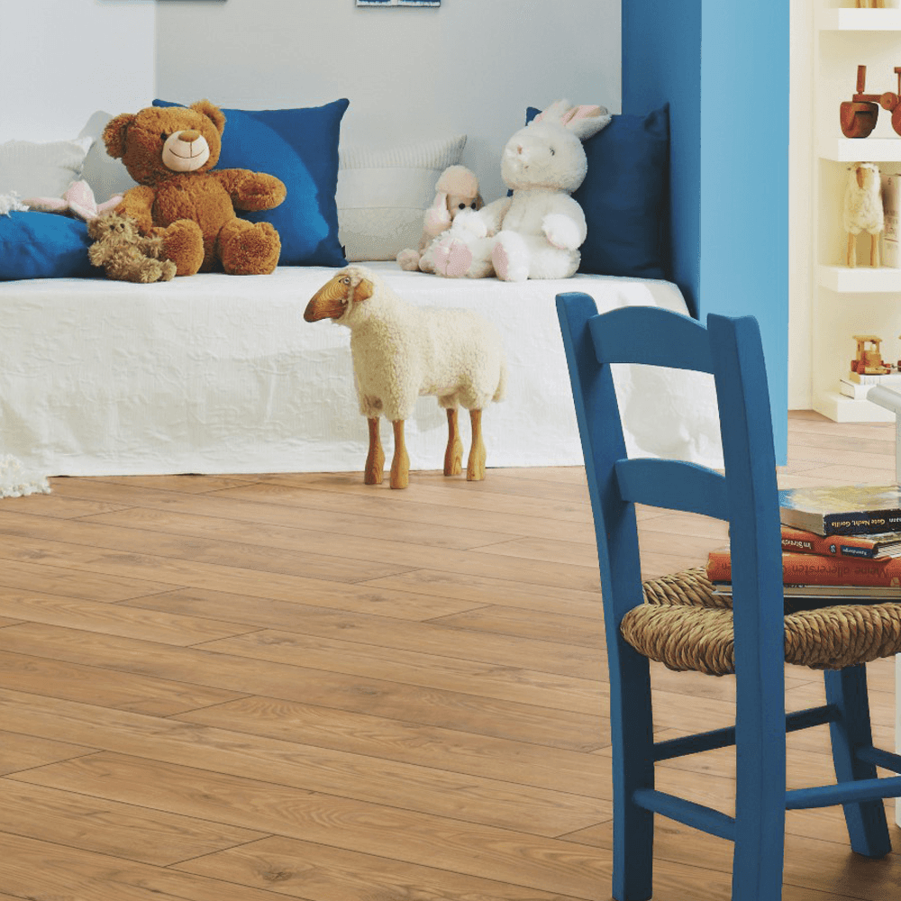 Krono Original | Tawny Chestnut Atlantic 10mm Handscraped Moisture Resistant Laminate Sample - 55347 (SKU-344618)