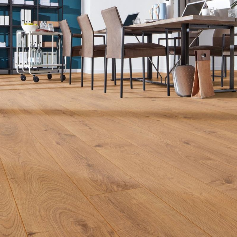 Everest Oak Nature - Mammut Long Plank 12mm Laminate Flooring (122384)