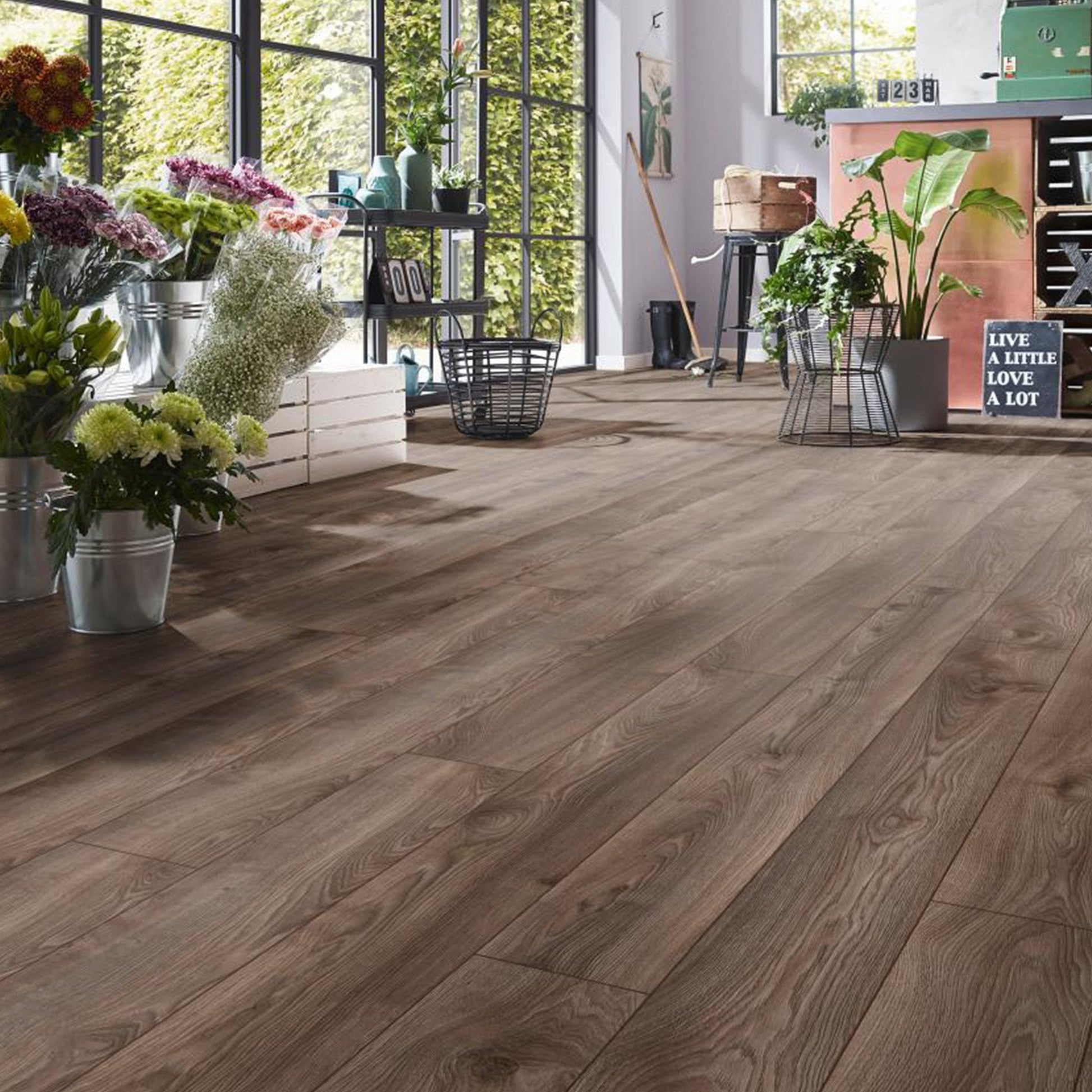 Macro Oak Brown - Mammut Long Plank 10mm Laminate Flooring (122390)