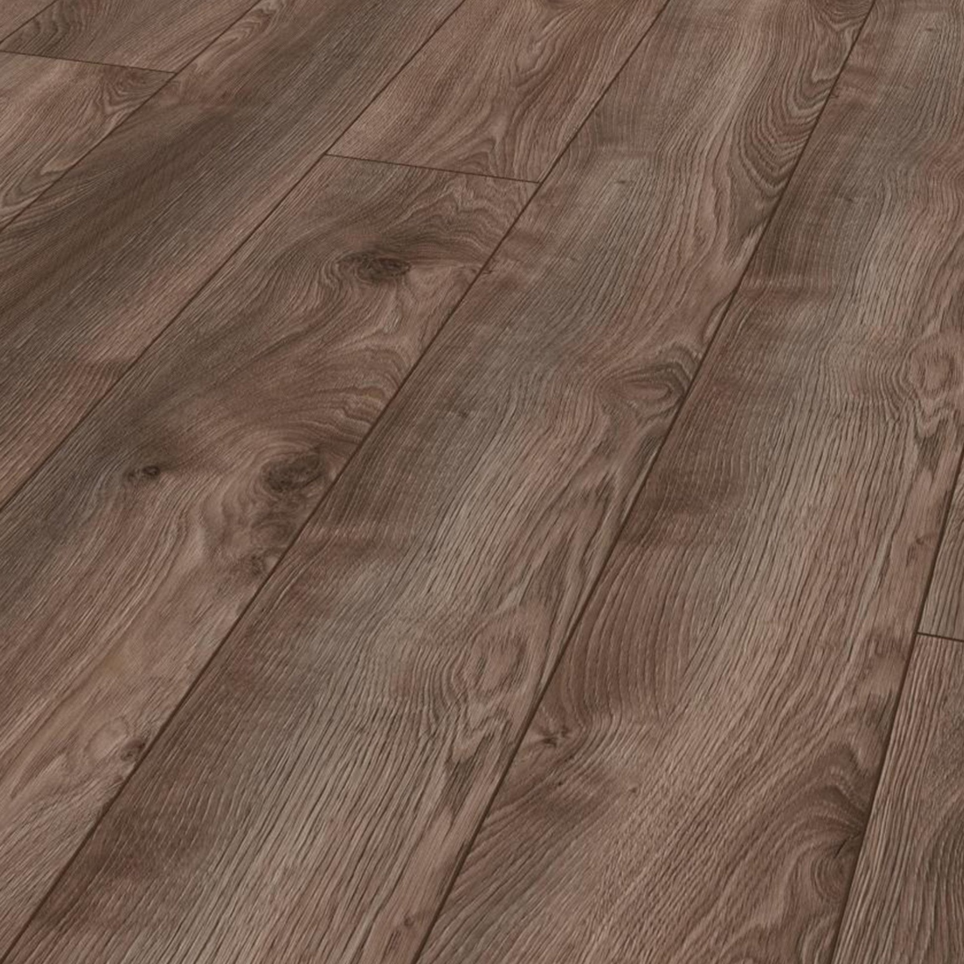Macro Oak Brown - Mammut Long Plank 10mm Laminate Flooring (122390)
