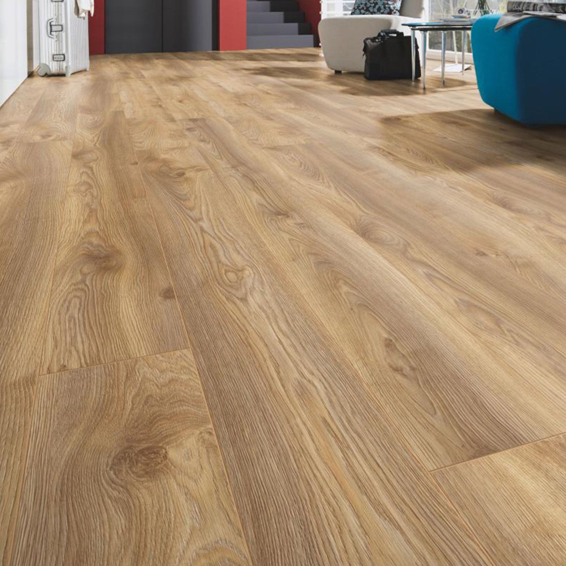Macro Oak Nature - Mammut Long Plank 10mm Laminate Flooring (122392)