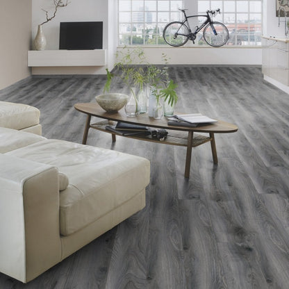 Tomahawk Oak - Supernatural Classic 8mm Laminate Flooring (122706)