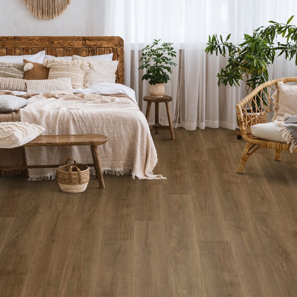 Clay Sola Oak - Vario Supernatural 8mm Laminate Flooring (122455)