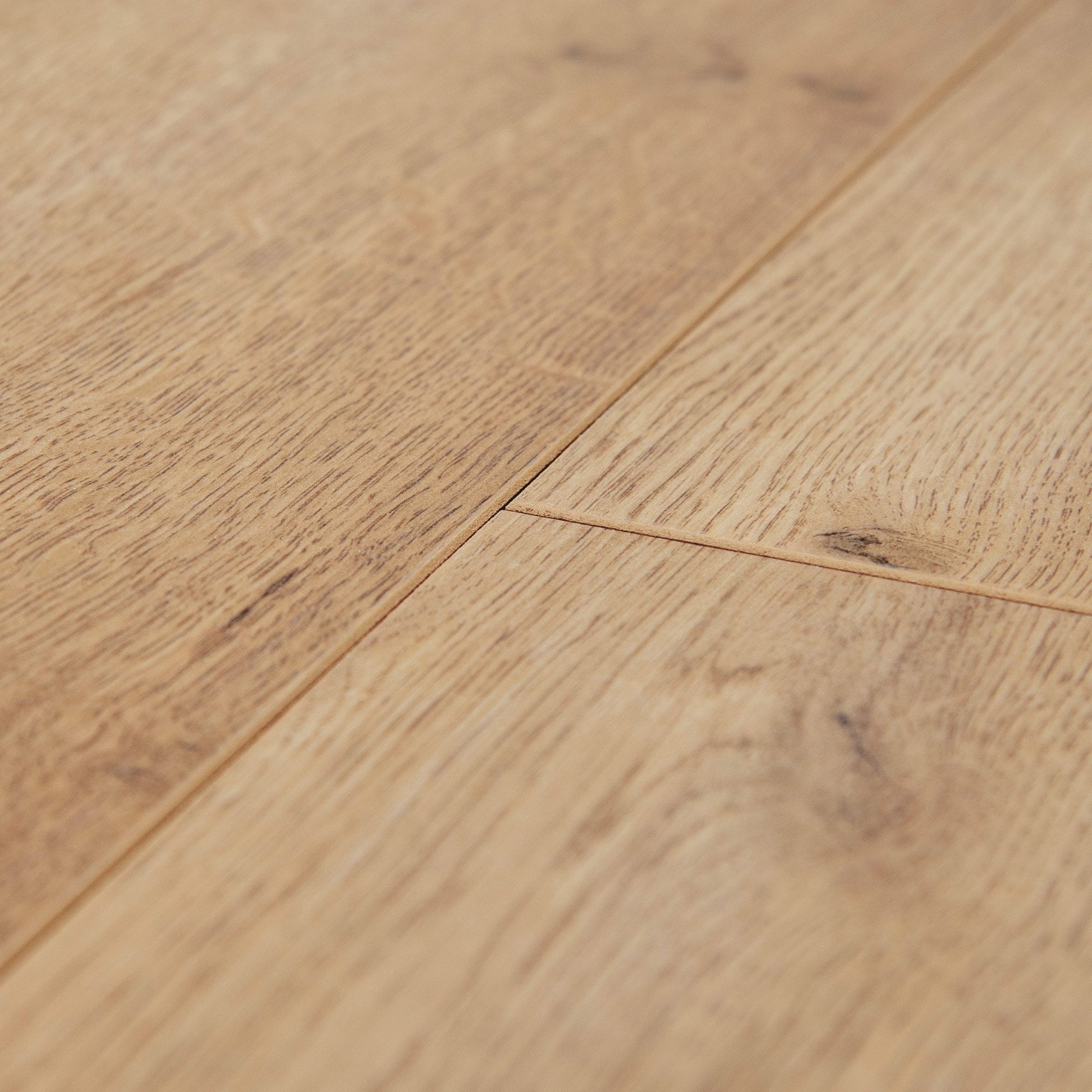 Dezent Oak - Amazone 10mm Laminate Flooring (54212)