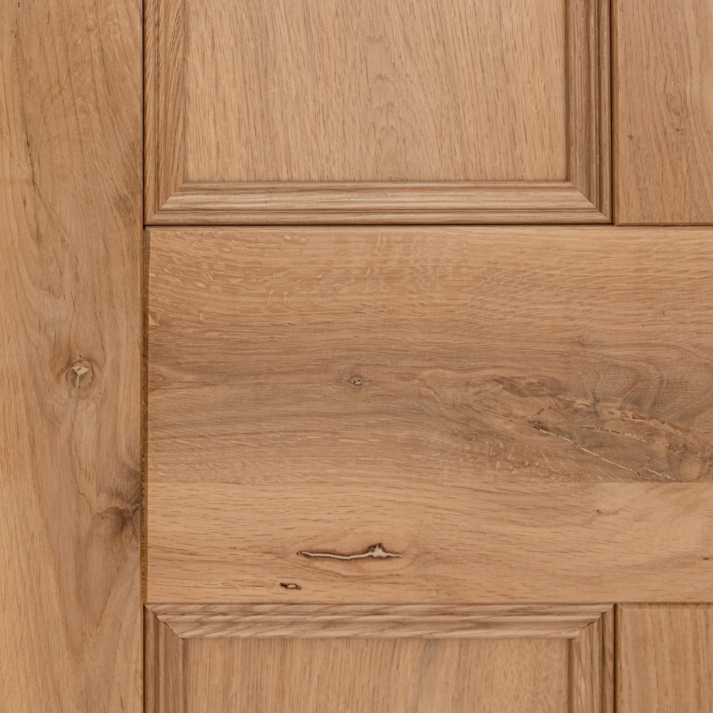 B-Grade Rustic Oak Internal Fully Finished Victorian 4 Panel Door (LOLRUSOAK)