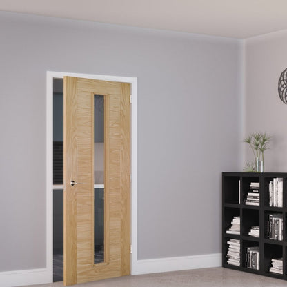 B-Grade Oak Internal Fully Finished Seville 7 Panel 1 Light Clear Glass Door (124072)