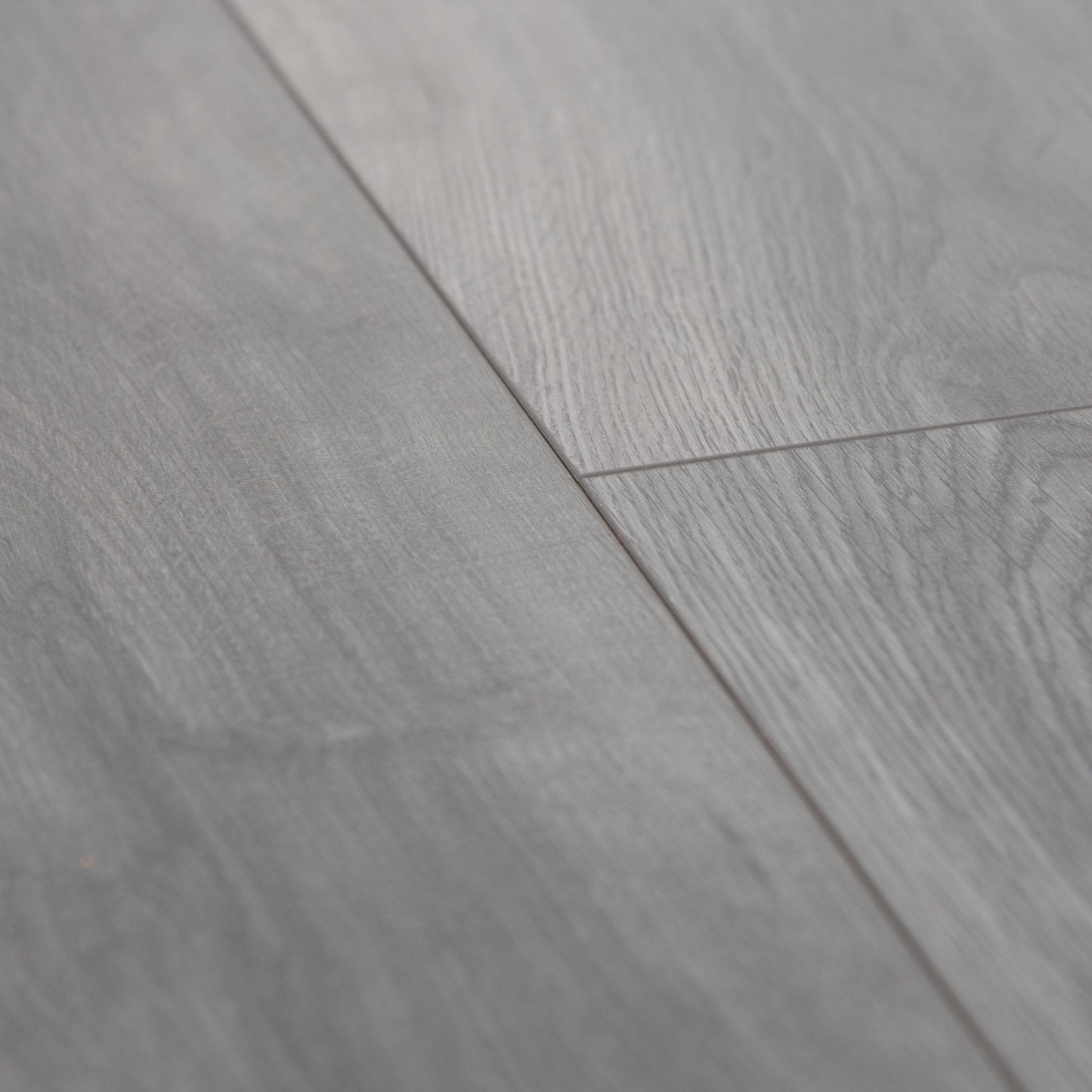 Tomahawk Oak - Supernatural Classic 8mm Laminate Flooring (122706)