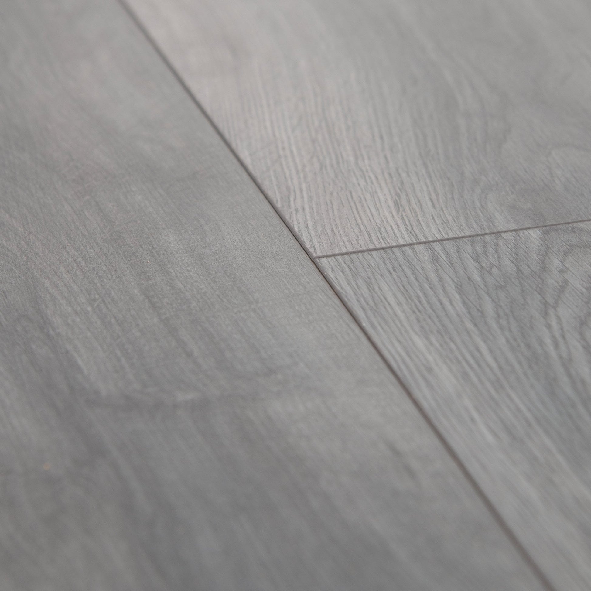 Tomahawk Oak - Supernatural Classic 8mm Laminate Flooring (122706)