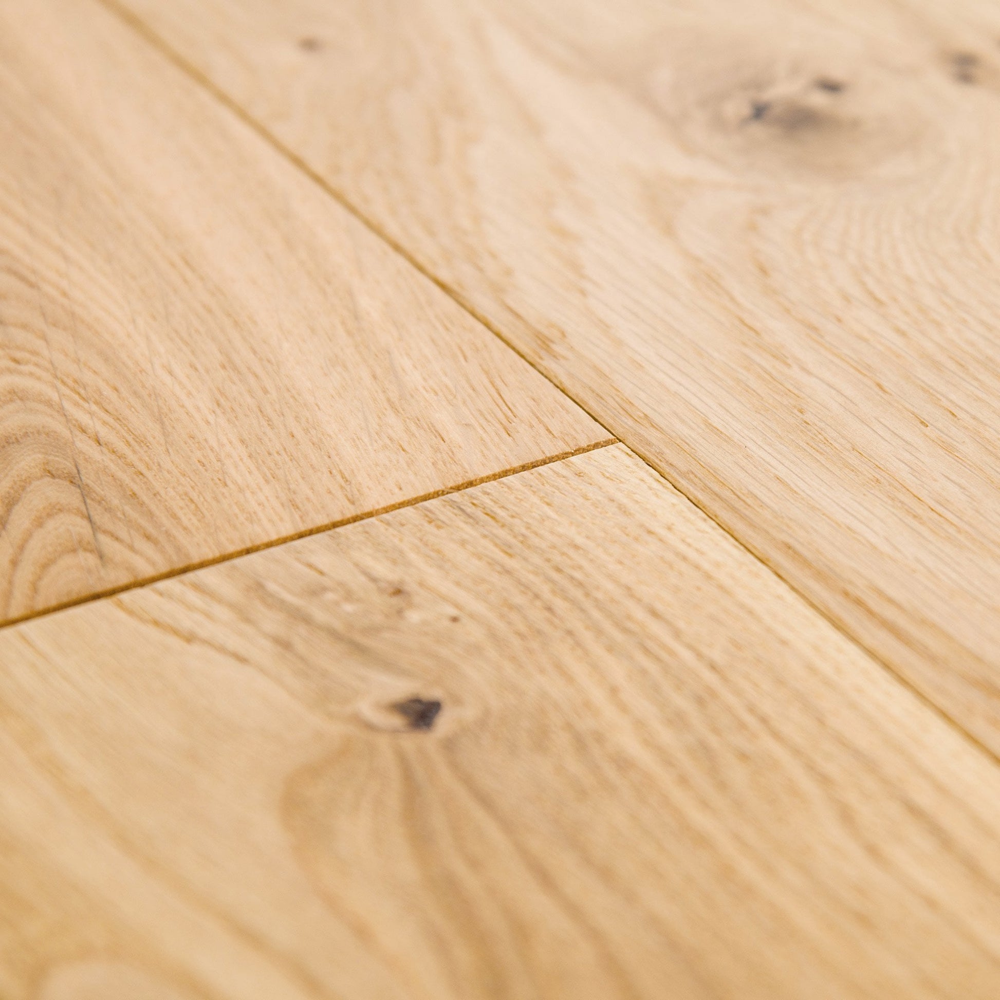 Natural Oak - Premium Click 14mm Matt brushed UV lacquer Engineered Real Wood Flooring (74922)