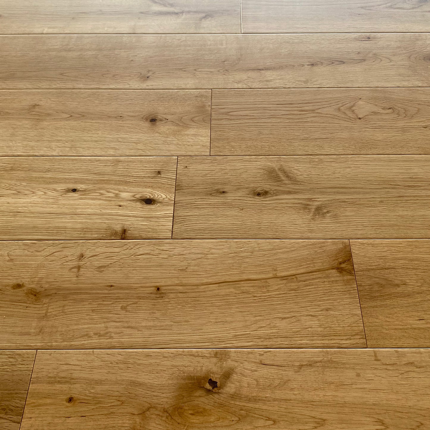 Natural Oak - 14mm UV Lacquered Engineered Real Wood Flooring (LIBEO14x220NAT)