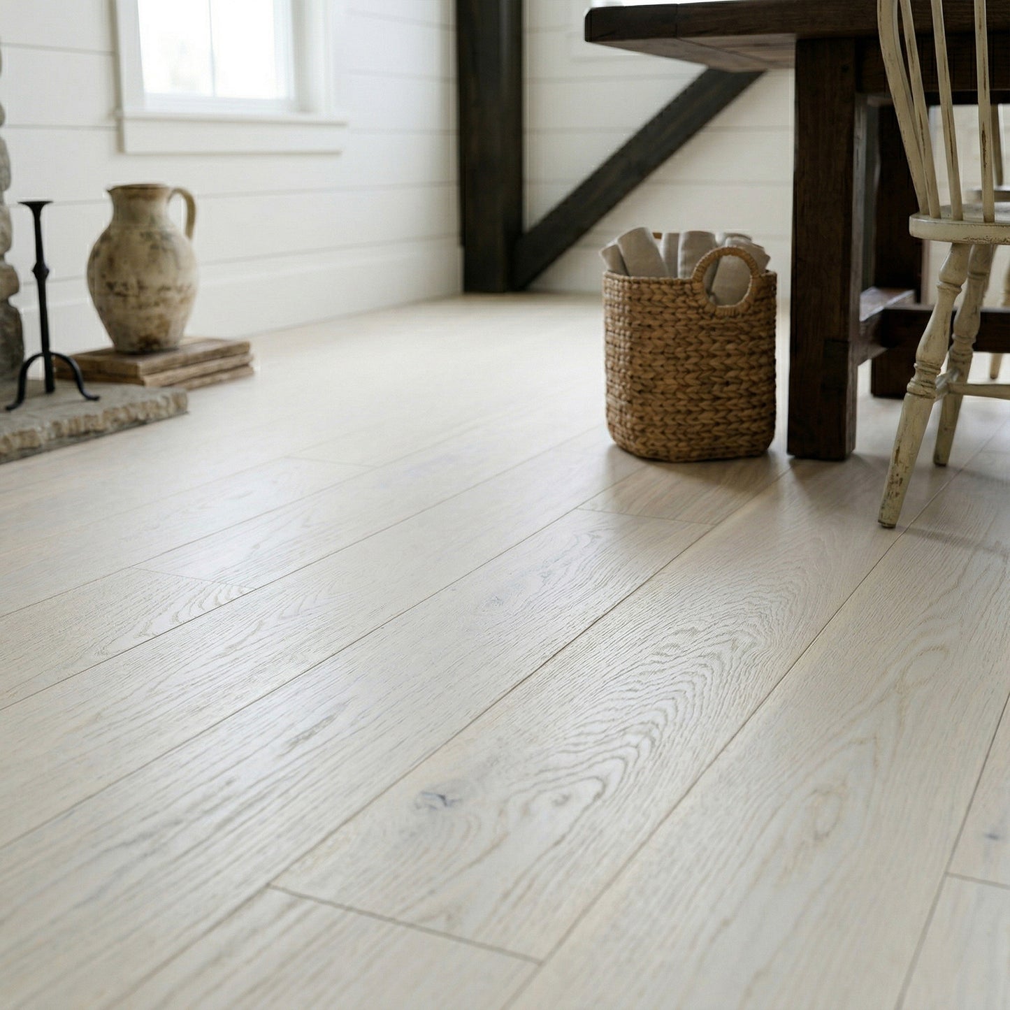 Ivory Oak - 14mm UV Lacquered Engineered Real Wood Flooring