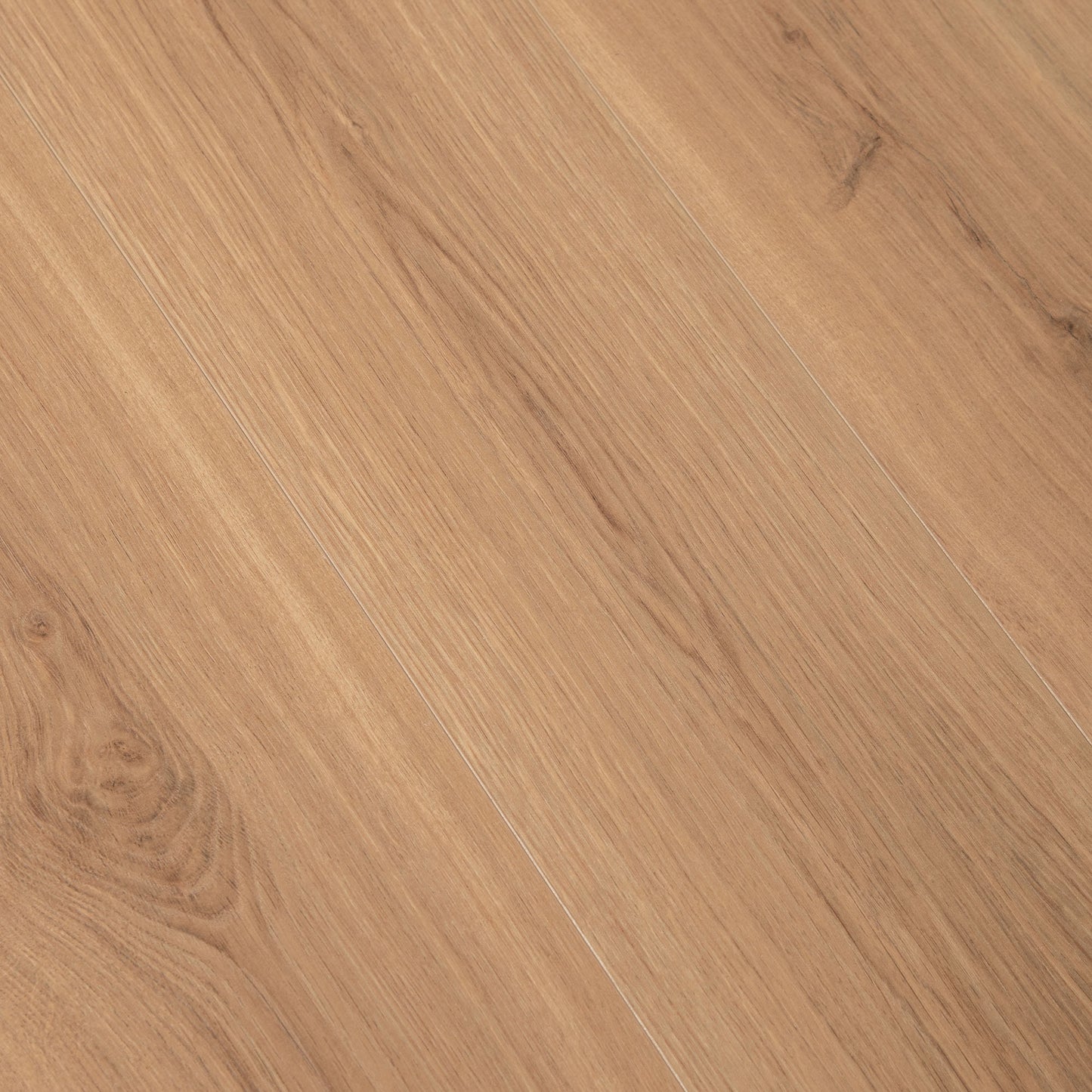 Natural Honey Oak - Wood Essence Aqua Water Resistant 12mm Laminate Flooring