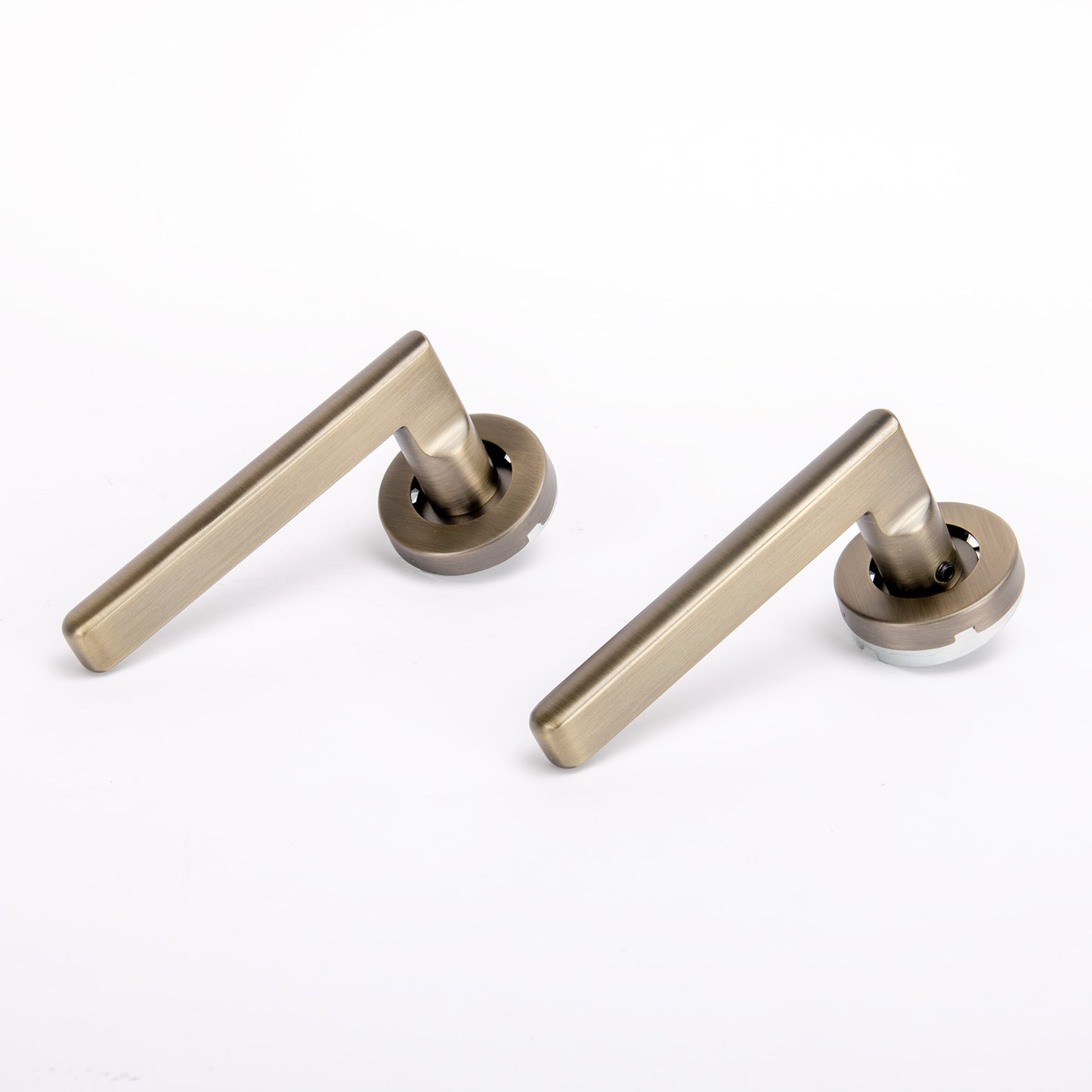 Superior Luna Lever on Round Rose Bathroom Handle Set - Antique Brass