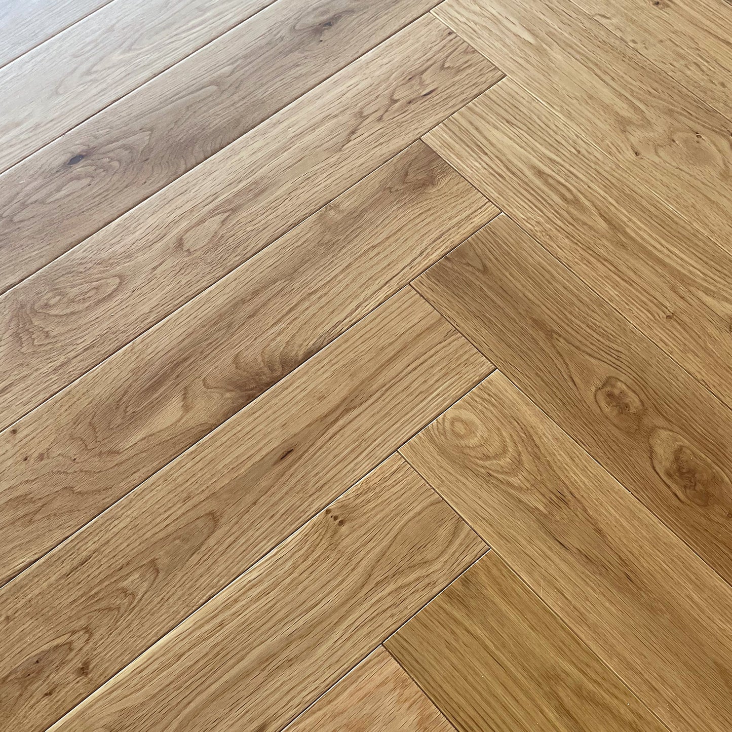 Natural Oak - 18mm UV Lacquered Sample (LIBSOHB18x90NAT2)