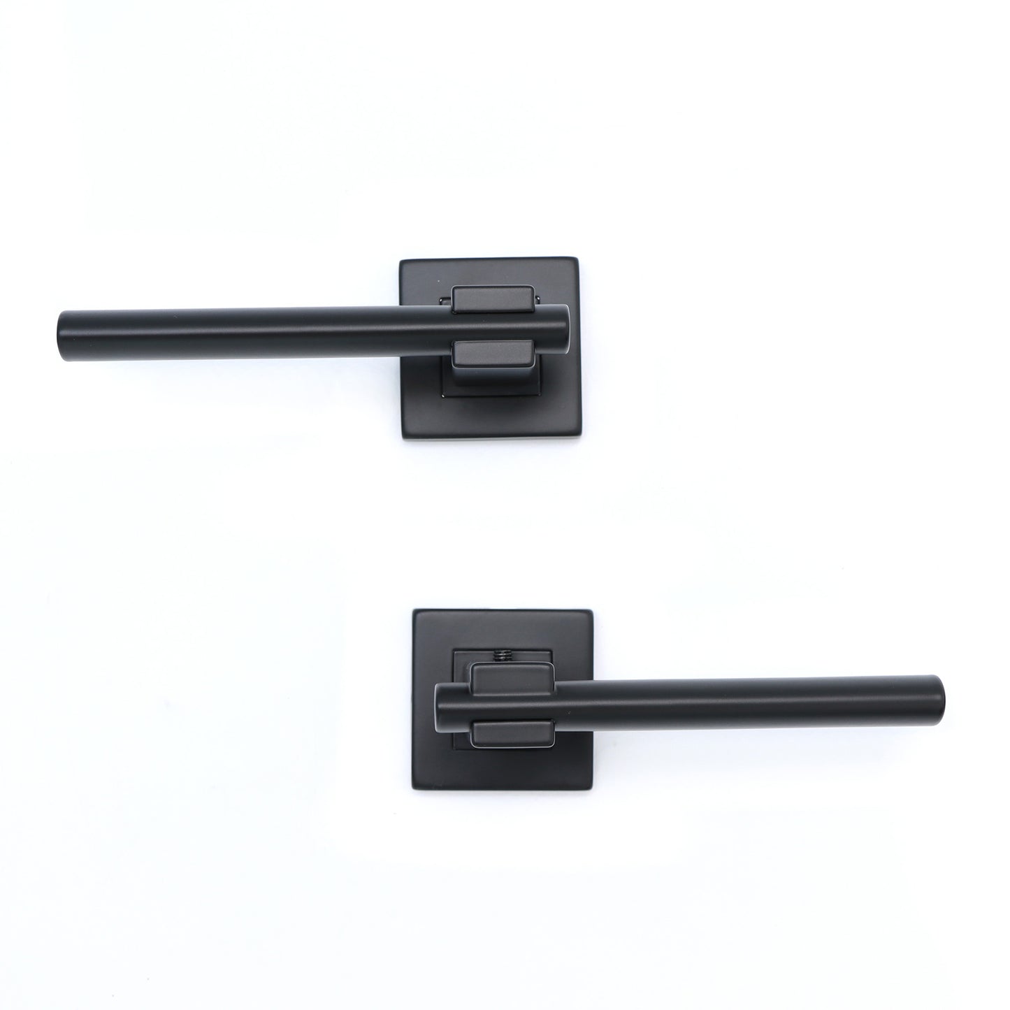 Superior Proxima Lever on Round Rose Bathroom Handle Set - Matt Black
