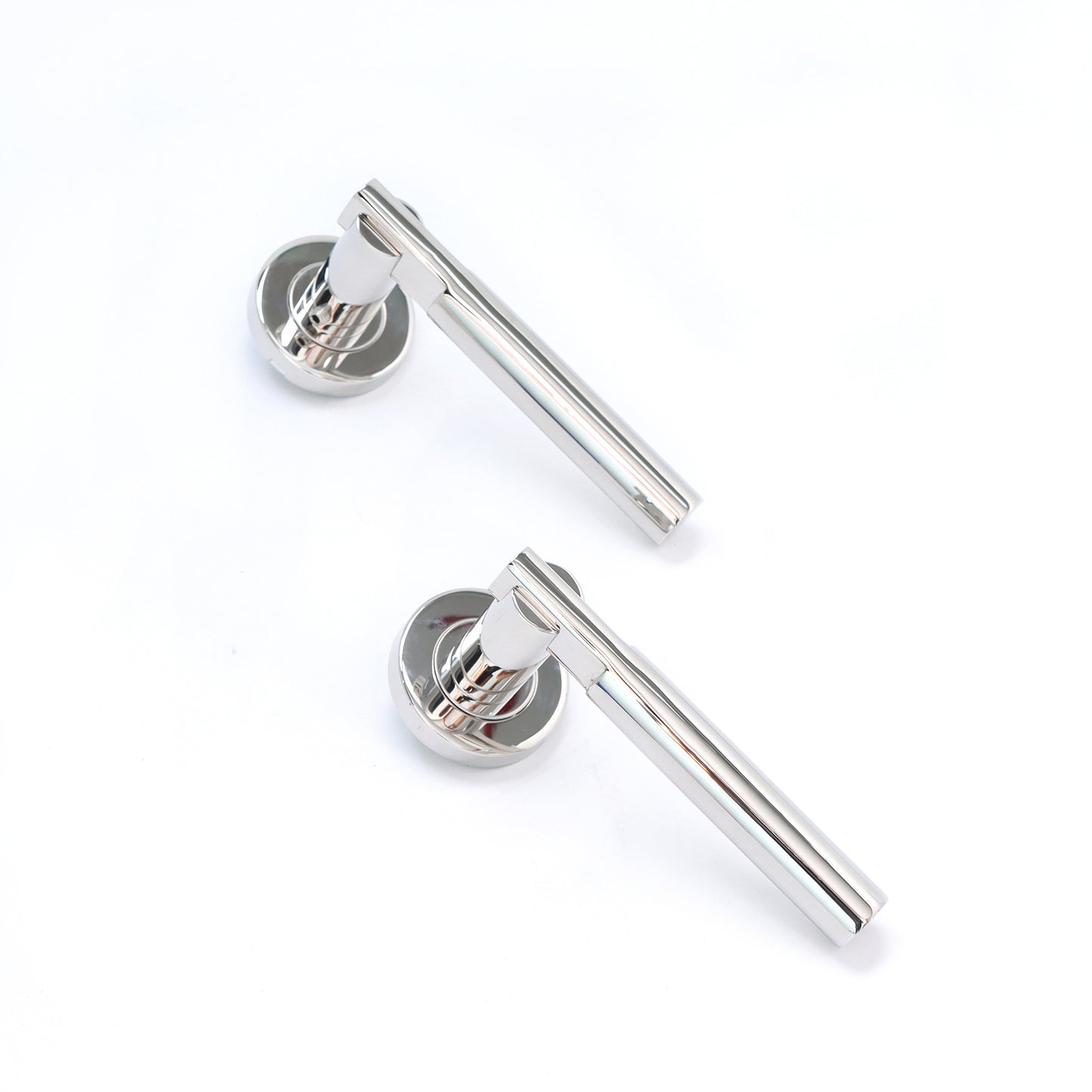 Superior Titan Lever on Round Rose Bathroom Handle Set - Polished Stainless Steel