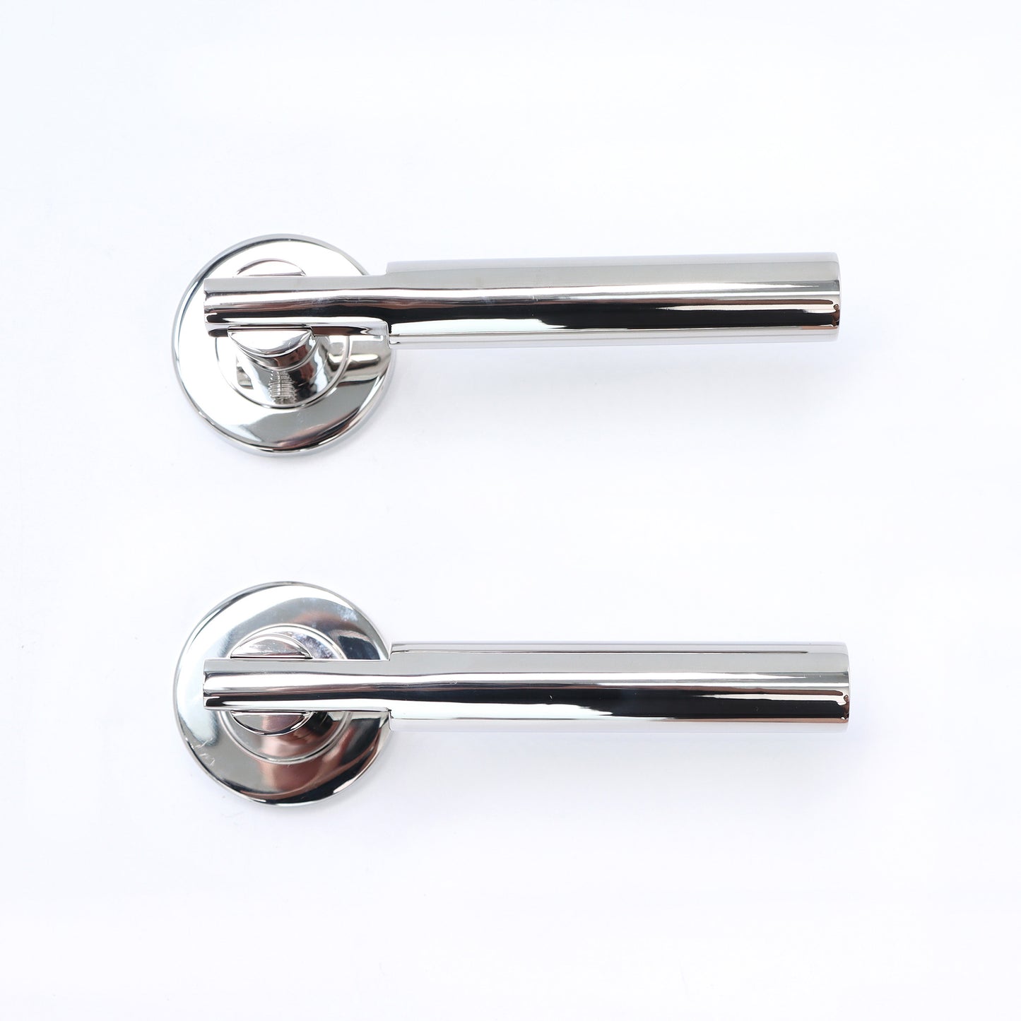 Superior Titan Lever on Round Rose Handle Set - Polished Stainless Steel