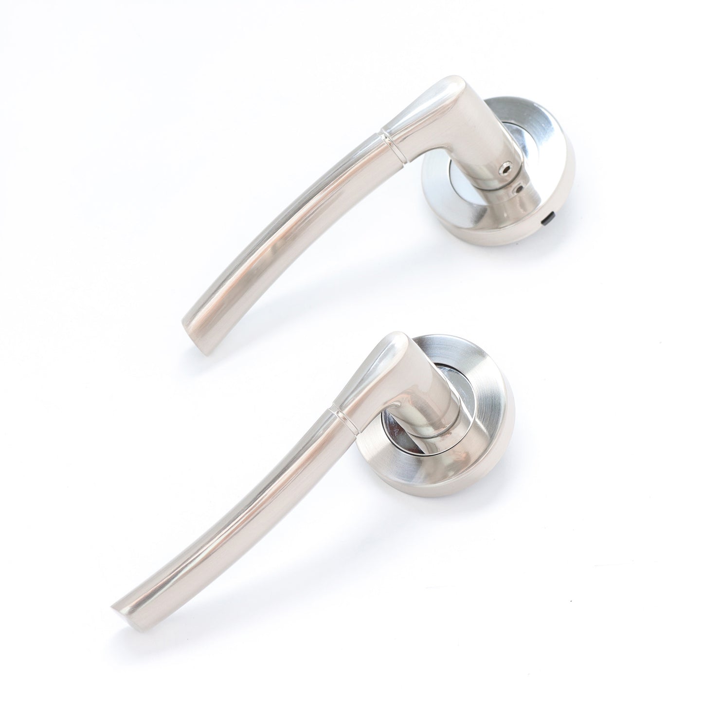 Lifestyle Alcor Lever on Round Rose Handle Set - Satin Nickel
