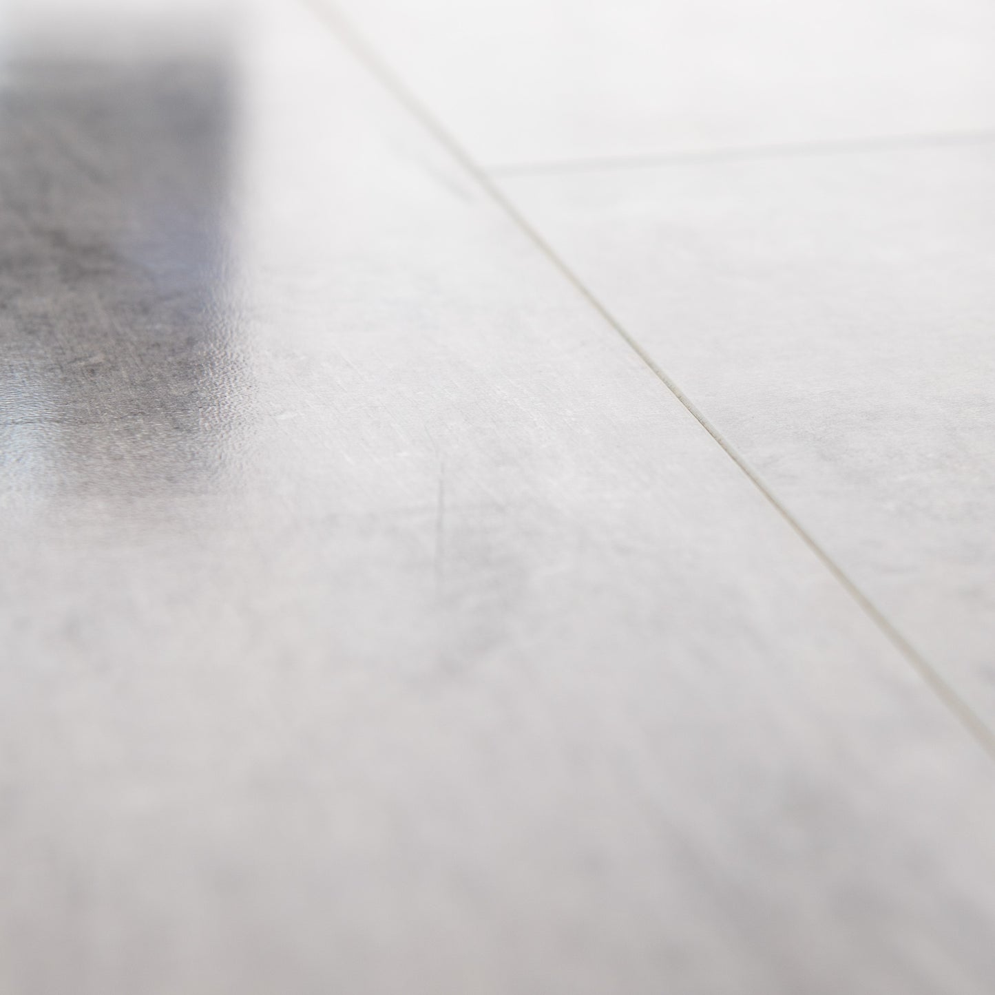 Arroyo Oak - Lustre 8mm High Gloss Laminate Flooring