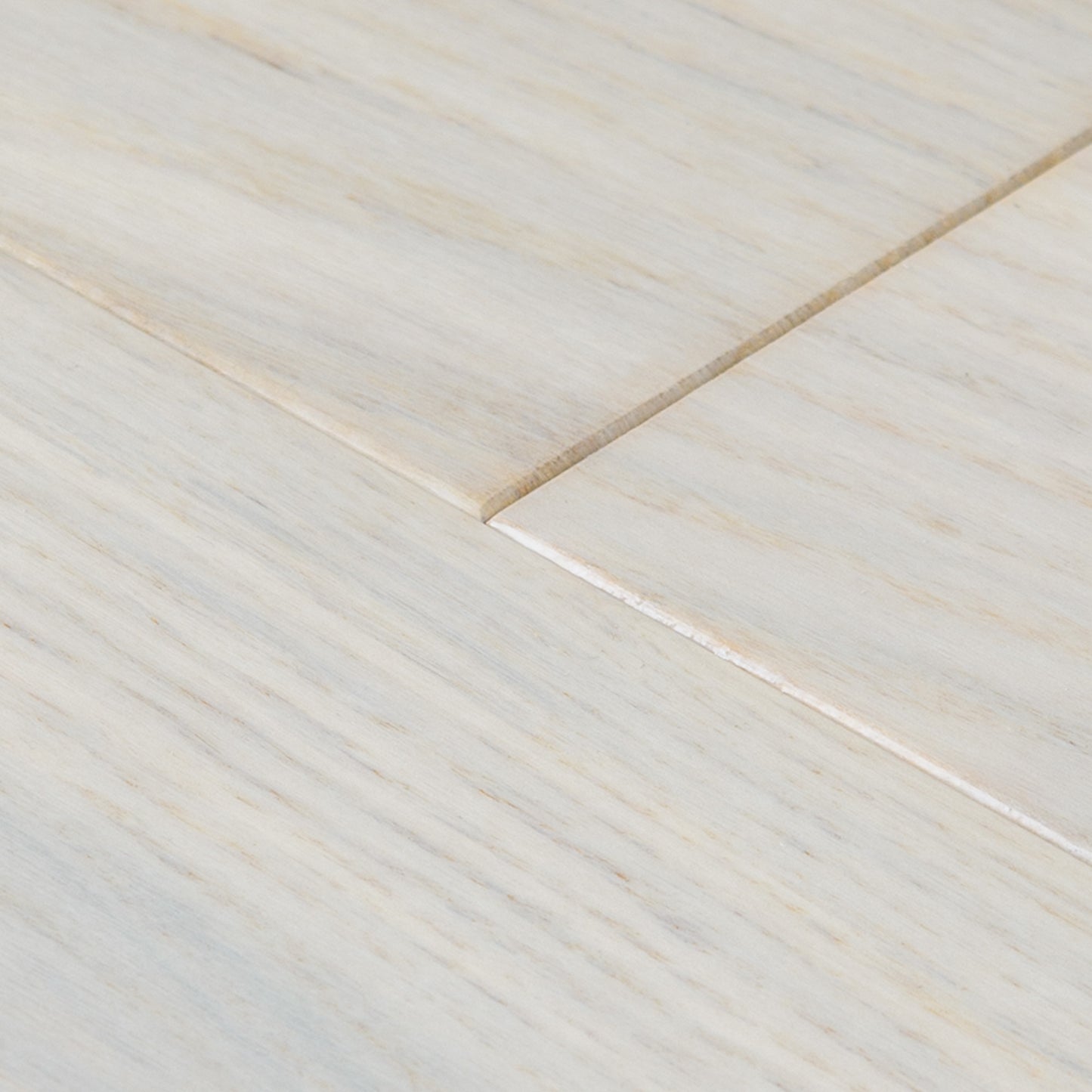 Ivory Oak - 14mm UV Lacquered Engineered Real Wood Flooring