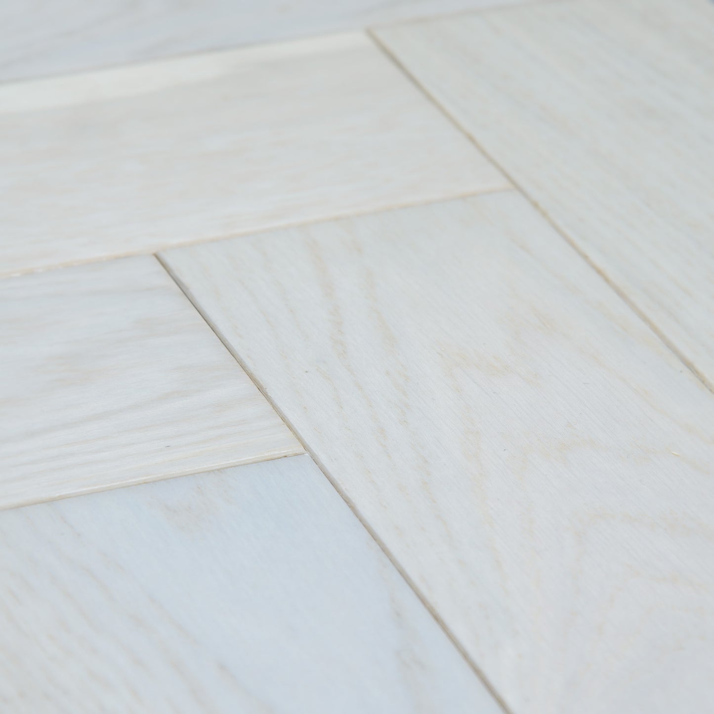 Ivory Oak - 18mm UV Lacquered Sample (LIBHB14x90IVO)