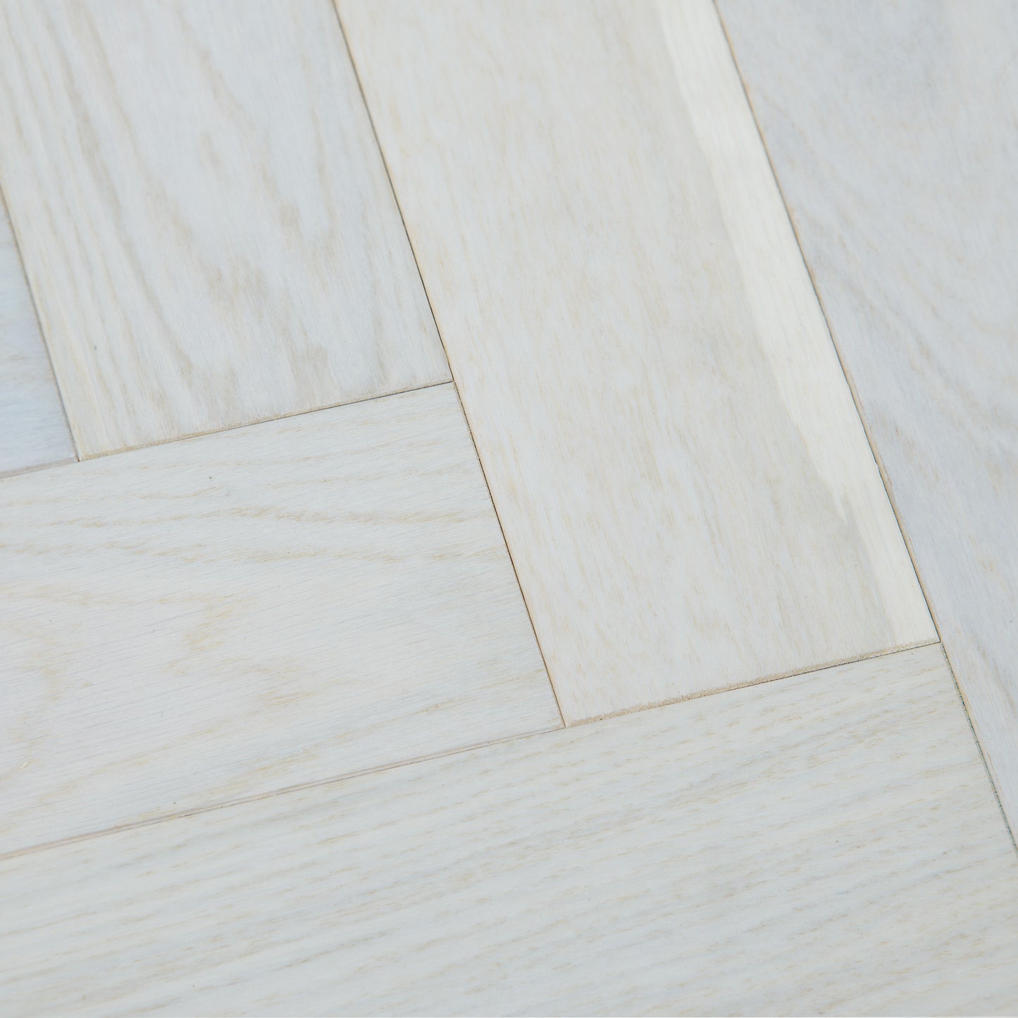 Ivory Oak - 18mm UV Lacquered Sample (LIBHB14x90IVO)