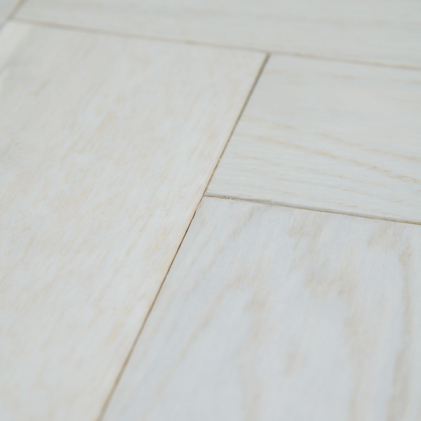 Ivory Oak - 18mm UV Lacquered Sample (LIBHB14x90IVO)