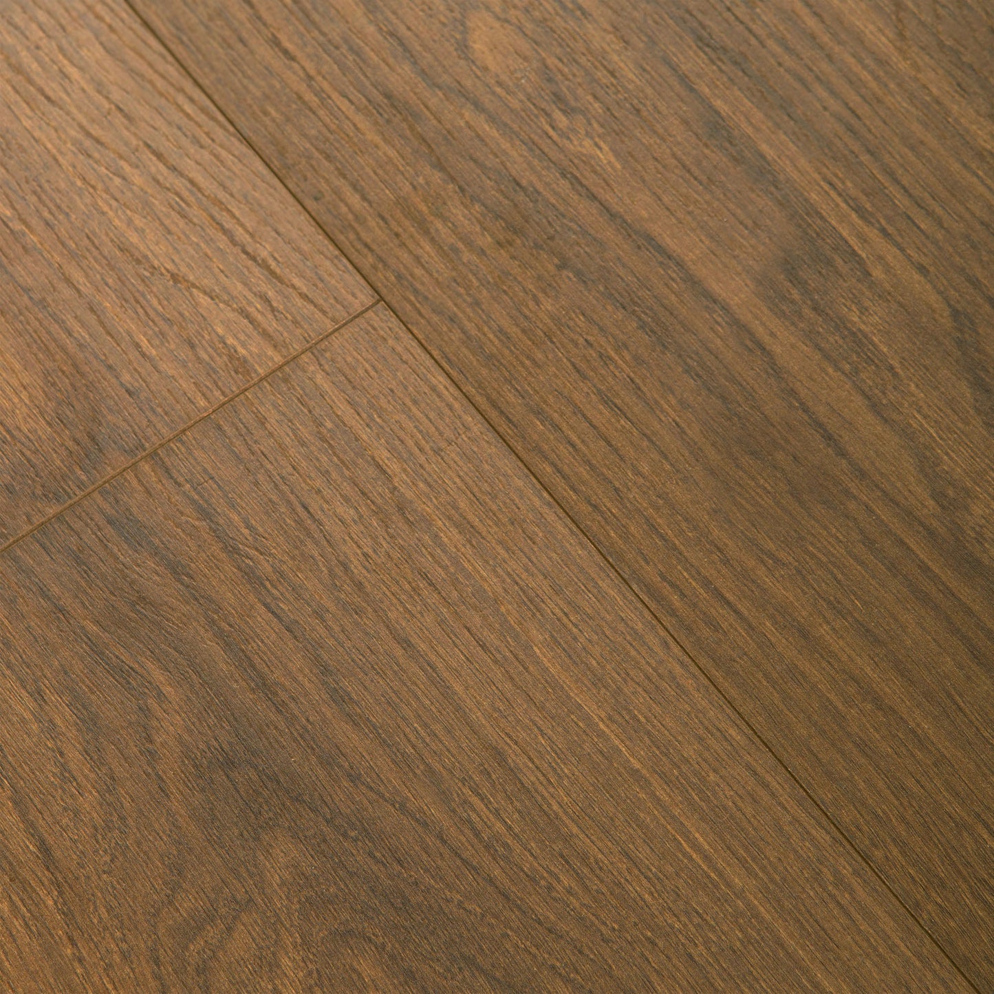 Iris Oak - 8mm Water Resistant Laminate Flooring (62002275)