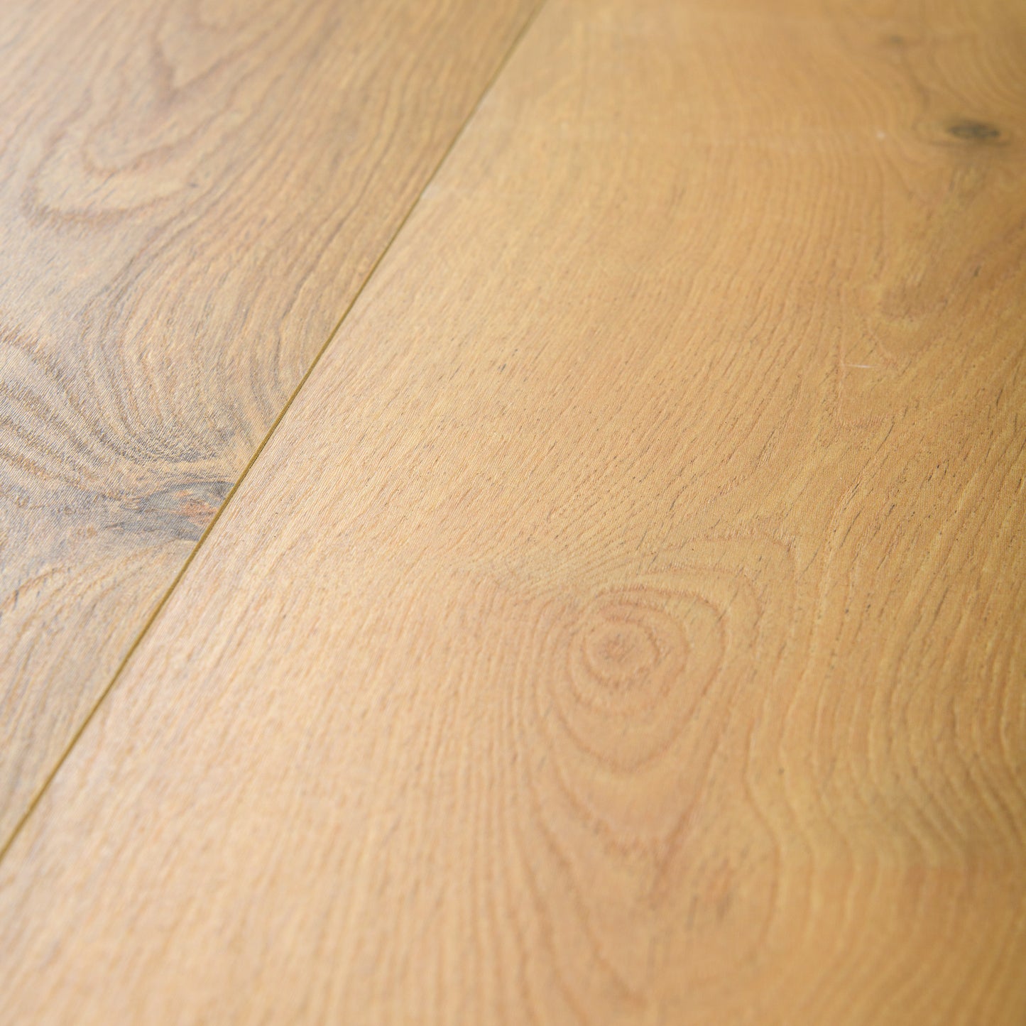 BerryAlloc | Gyant Warm Natural - Ocean Water Resistant 8mm Laminate Flooring