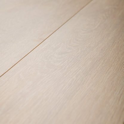 Rossini Oak - 8mm Water Resistant Laminate Flooring (62002245)