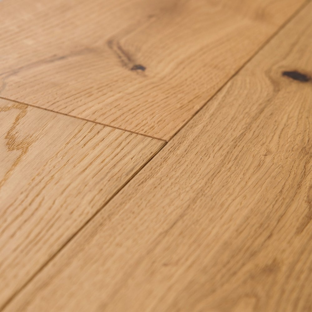 Brushed Oak - 14mm UV Oiled Engineered Real Wood Flooring (124566)